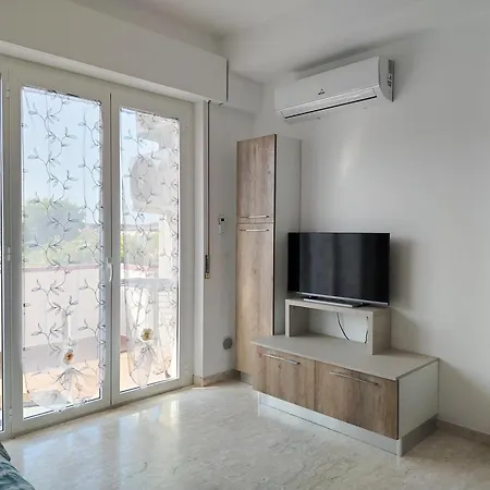 House Casa Zona Stazione شقة Montesilvano Marina