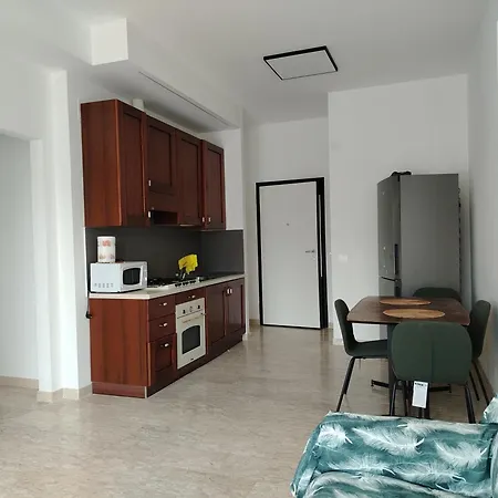 House Casa Zona Stazione